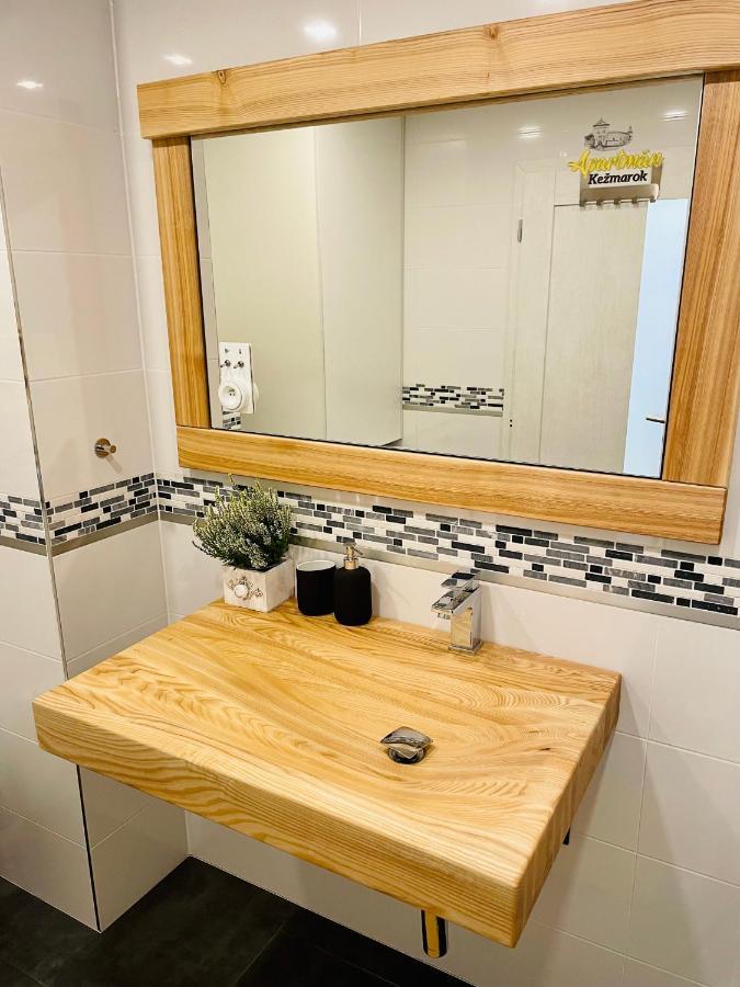 Apartman Kezmarok Luaran gambar